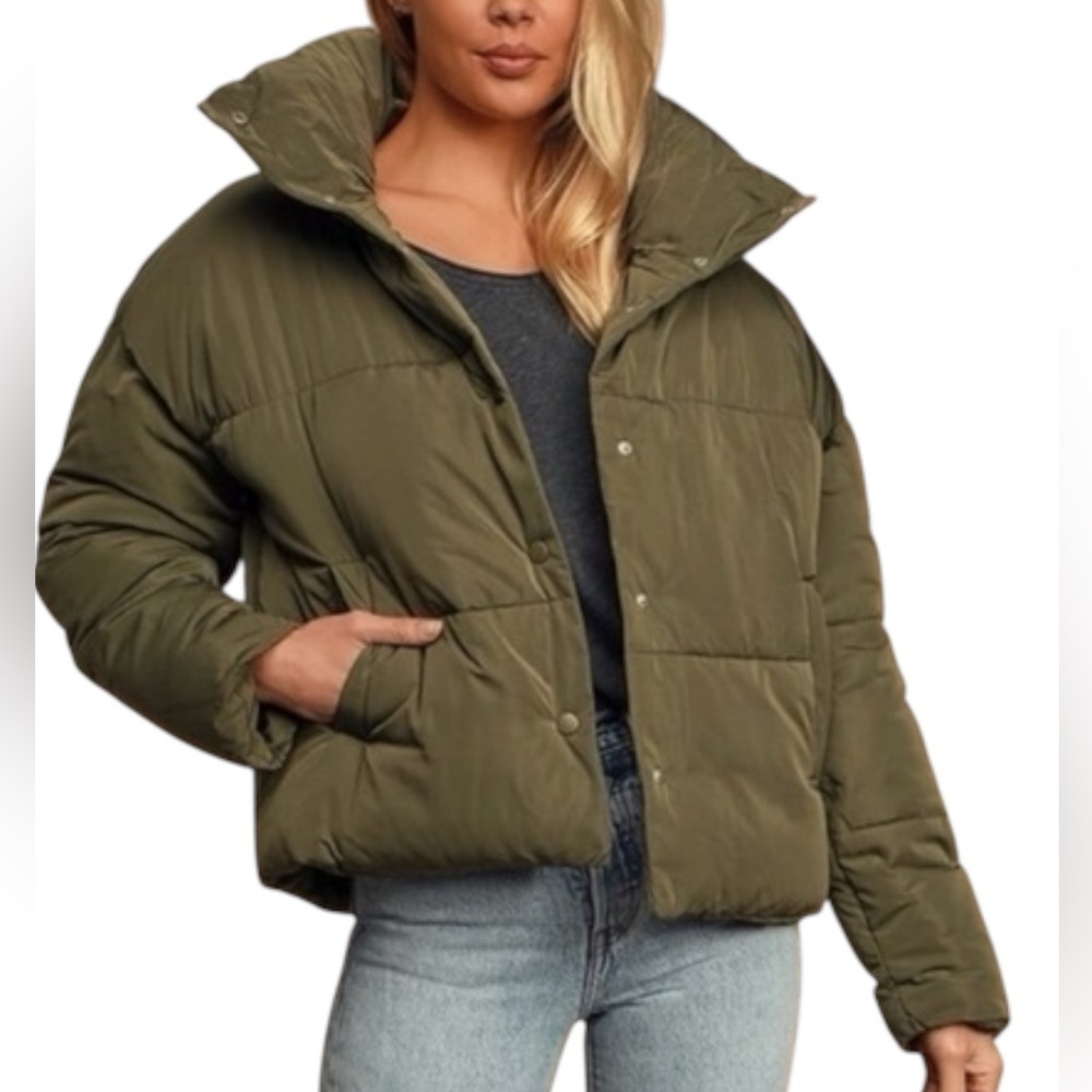 Free People Weekender Puffer Jacket in Olive Green Size S/P